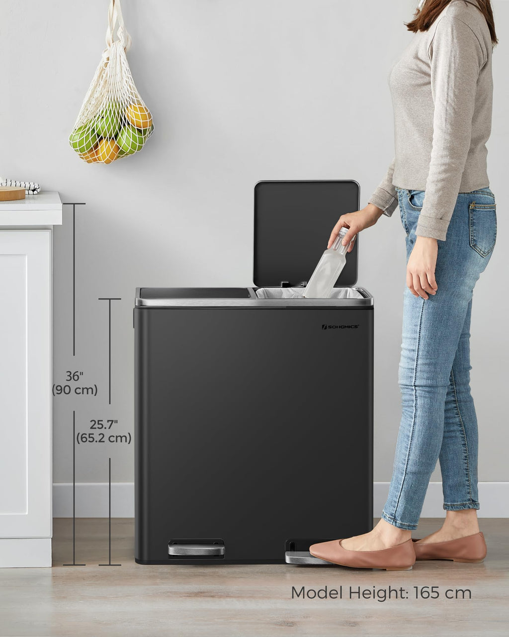 SONGMICS Dual Rubbish Bin, Metal Recycling Bin with 15 Rubbish Bags, 2-Compartment, with Lids, Pedals, Plastic Inner Buckets, Soft Closure, 2 x 8 Gallons (2 x 30 L), Black LTB60BK